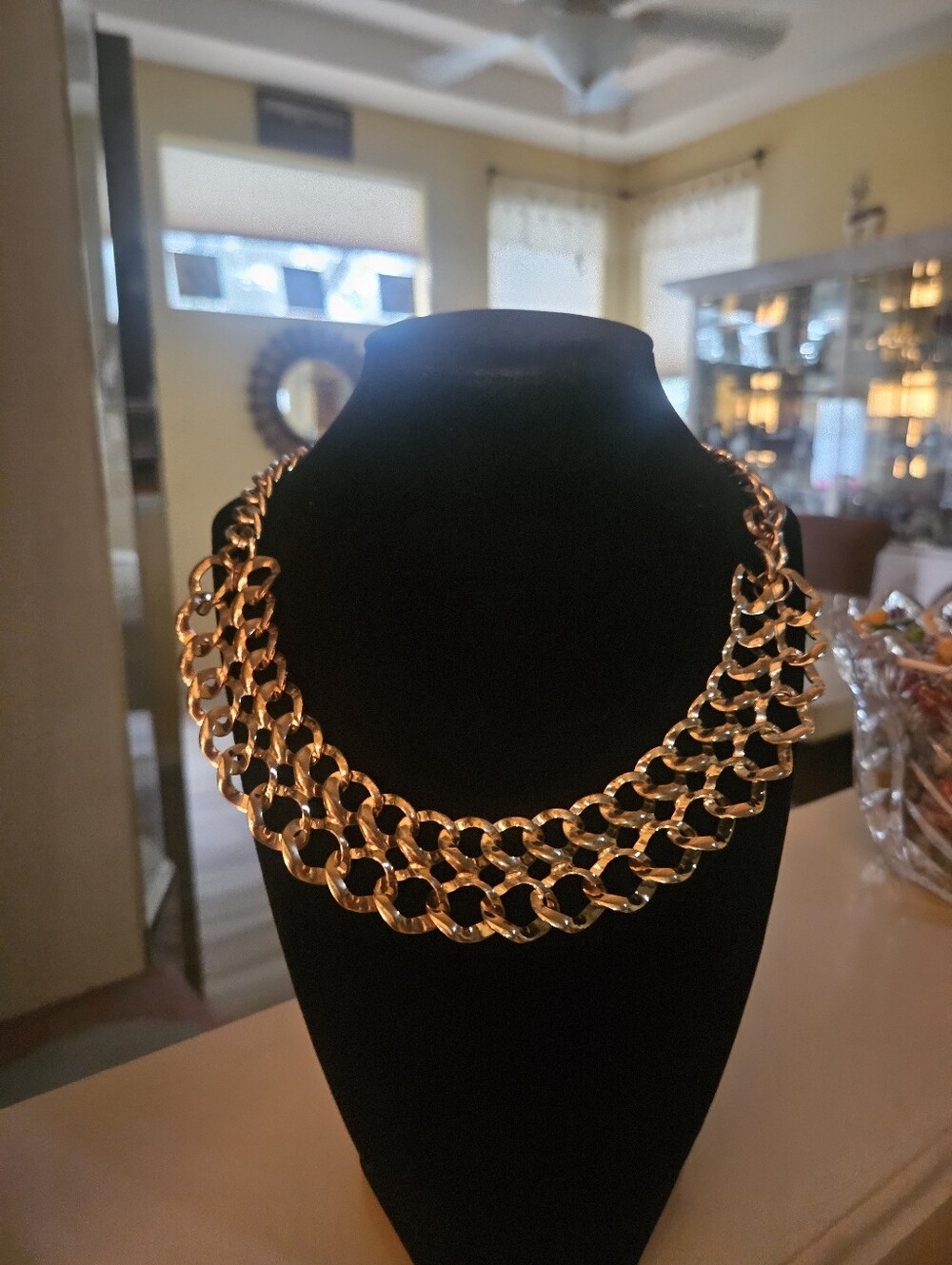 CHUNKY Goldtoned Chain Statement Necklace Vintage 80/90s Napier Or Monet Ckoker